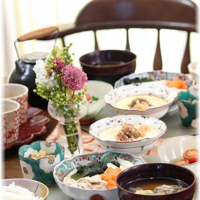 出し殻むね肉の柚子胡椒煮。と　献立。