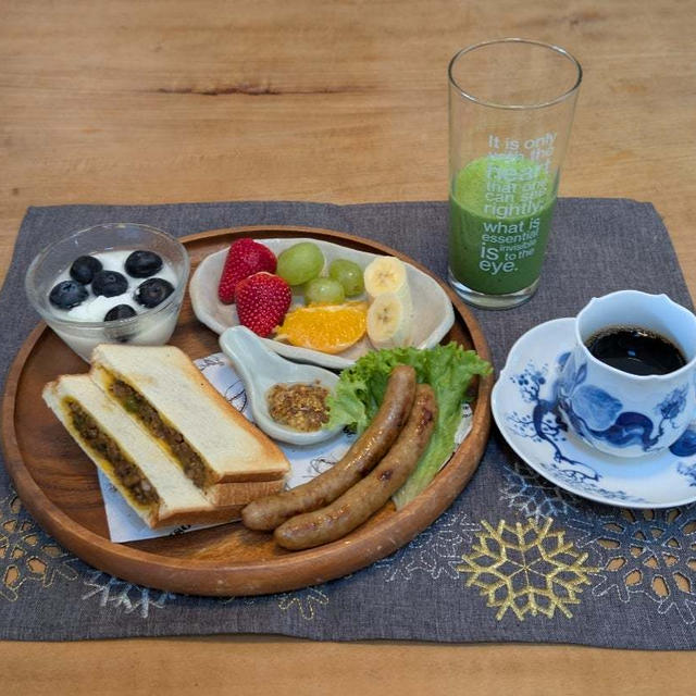 キーマカレーからの～カレーホットサンド～茄子ベーコンのパスタ・家庭菜園♪