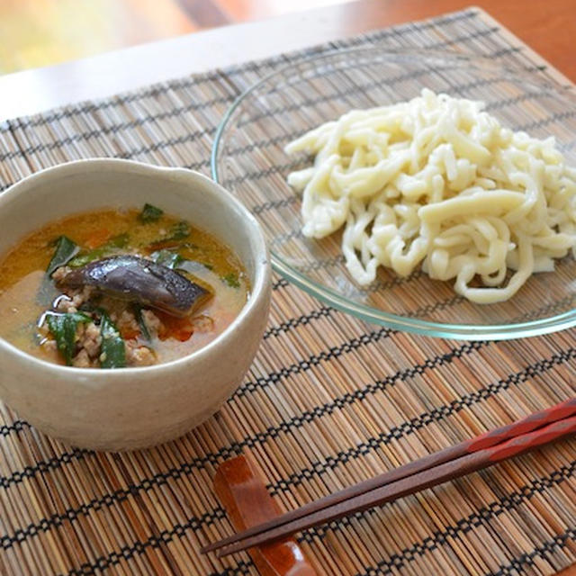ピリ辛坦々つけうどん♪