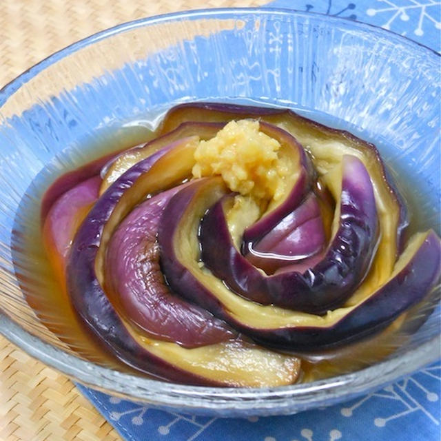 レンジで簡単野菜のおかず！さっぱり生姜醤油のひえひえ茄子〜と茄子の色をキレイに。