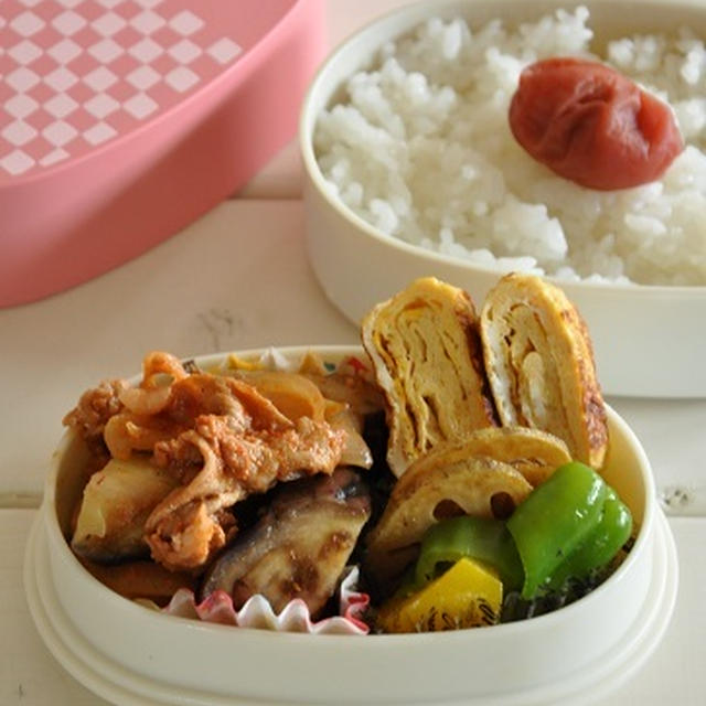 ピリ辛味がヤミツキに！作りおきおかずの素で楽チン弁当