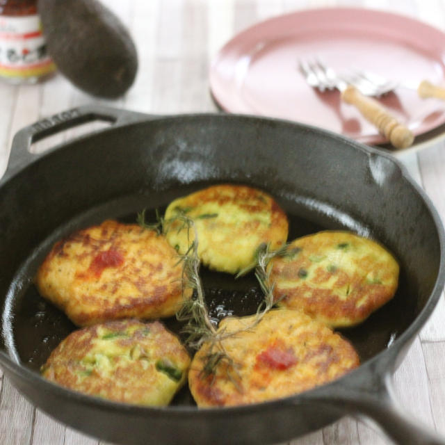 トマトの塩漬調味料 そるとまと とアボカドで２種のポテトパティ By やっこさん レシピブログ 料理ブログのレシピ満載