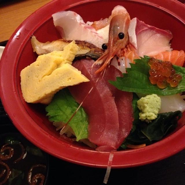 海鮮丼ランチ