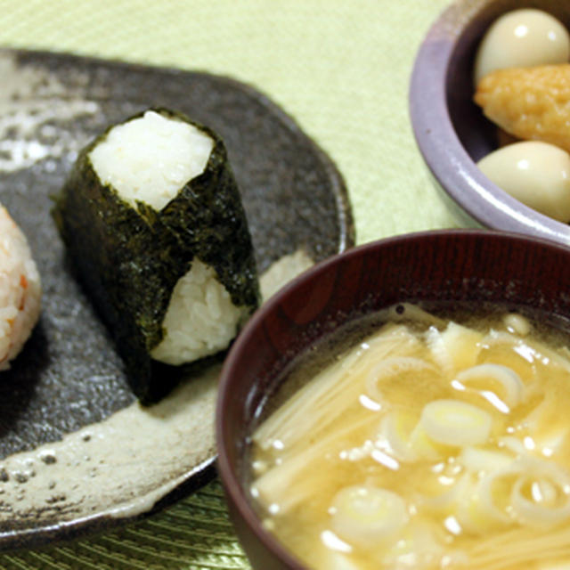 豆腐とえのき茸の味噌汁