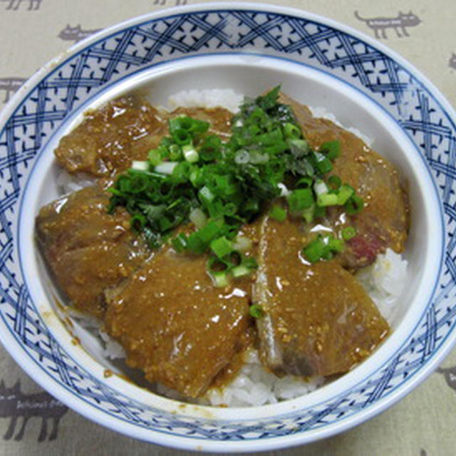 カンパチのゴマだれ丼