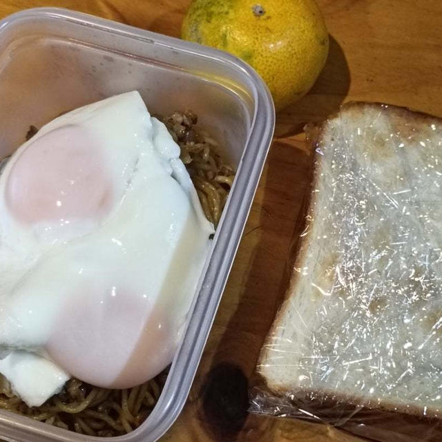寝坊したぁ〜レンチン焼きそばで乗り切りました！