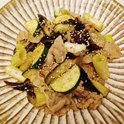 夏野菜のズッキーニとナスで☆豚肉とナスとズッキーニのピリ辛みそ♪