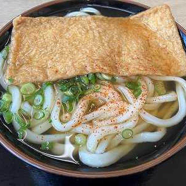 きつねうどん。汁なし担々麺