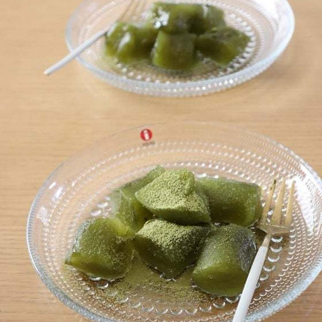 抹茶わらび餅 と 抹茶のババロア。