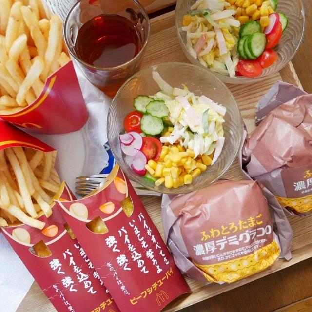 ふわとろたまごの濃厚デミグラコロとビーフシチューパイ、おうちマック#私のごはん