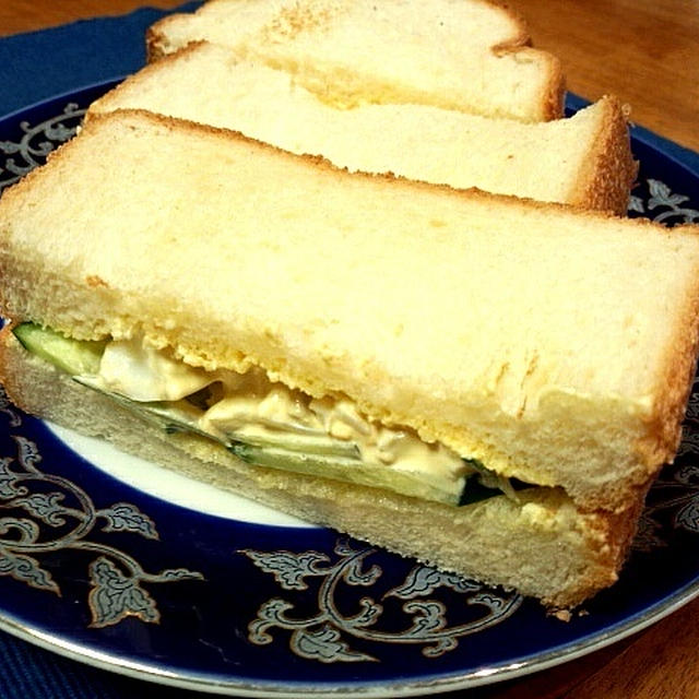 エッグ&きゅうりのホットサンドイッチ