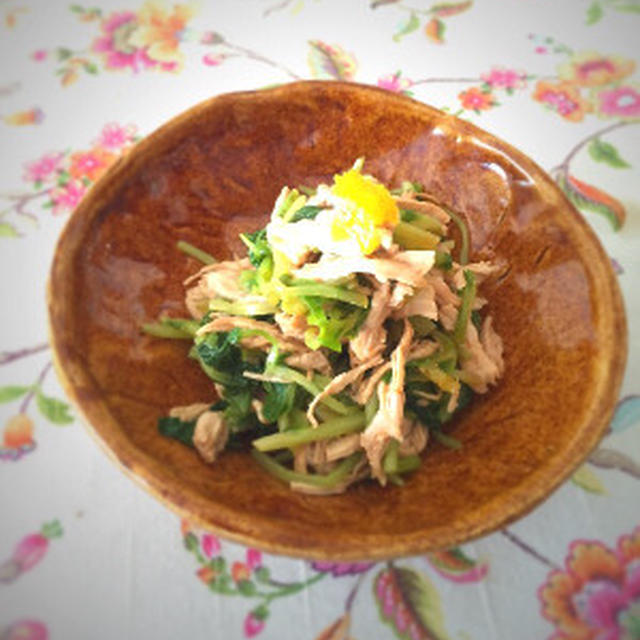 Boiled chicken and pea sprout with ponzu saoce☆　 鶏肉と豆苗のピリ辛ポン酢和え☆