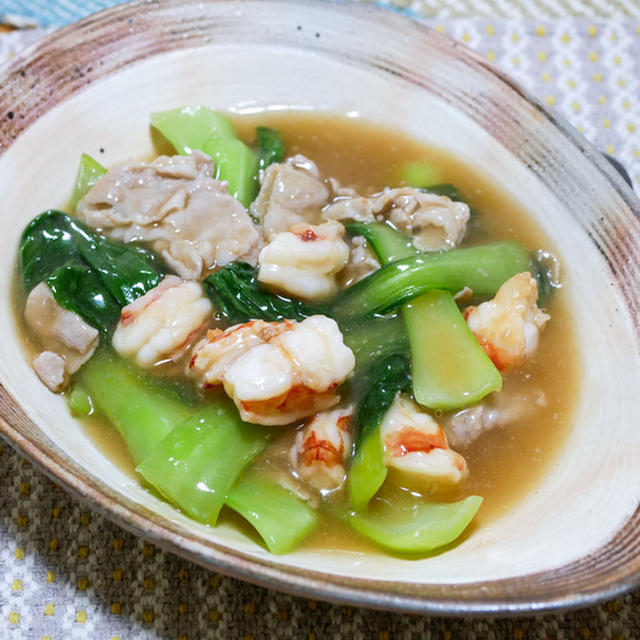 海老と豚肉のとろ〜りチンゲン菜炒め&そしてお昼も「海老フライ」でした