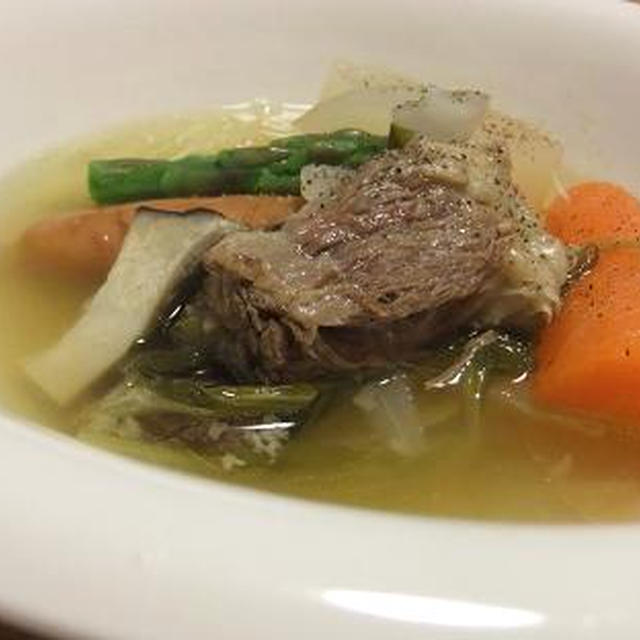 圧力鍋でとろとろな牛すじ肉のポトフ