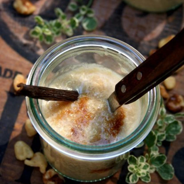 Vanilla Hazelnut Quinoa Pudding with Coffee Syrup バニラへーゼルナッツ風味キノアプディング、コーヒーシロップがけ
