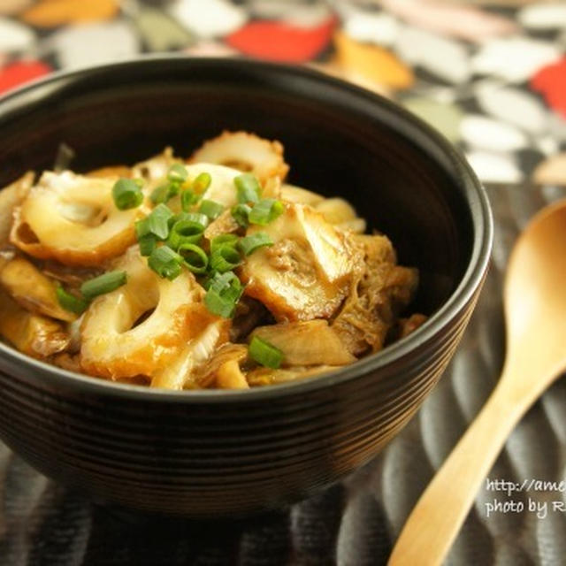 ちくわとごぼうの卵とじ丼でお昼ごはん