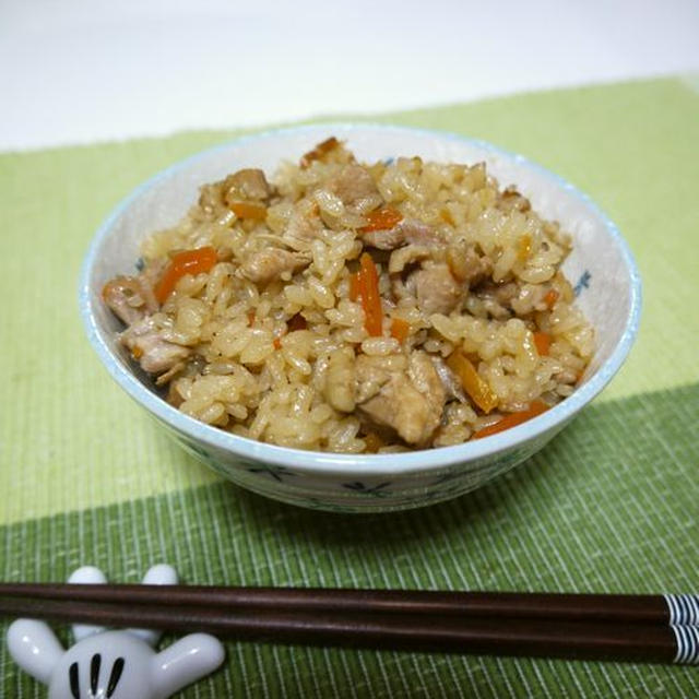 簡単！鶏肉の炊き込みご飯♪