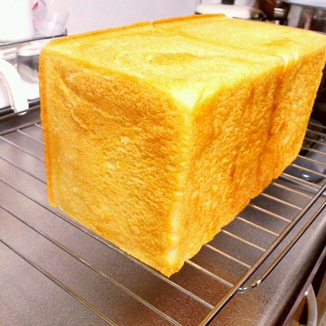 キレイに角食パン♪