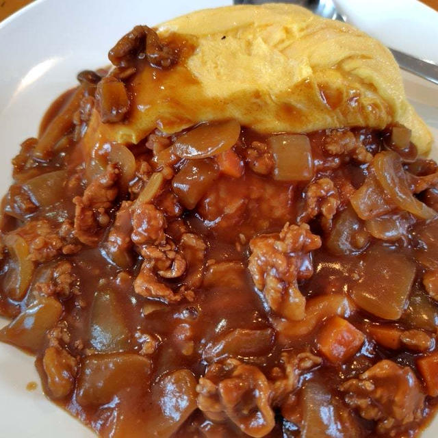 パリパリサンドがおいしい＆夫の休日ご飯が豪華バージョンでした(o^^o)