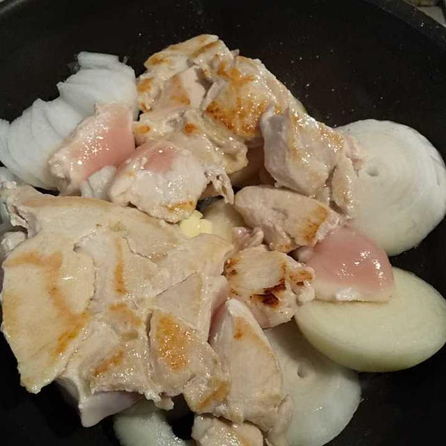 【リュウジのバスレシピ】鶏肉の無水バター煮