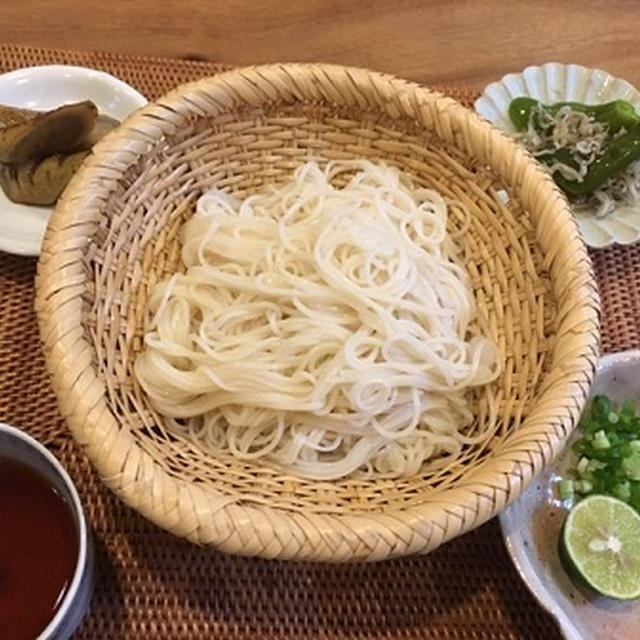 お昼は大門素麺