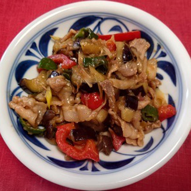 豚肉とナスとパプリカ他の甘味噌炒め