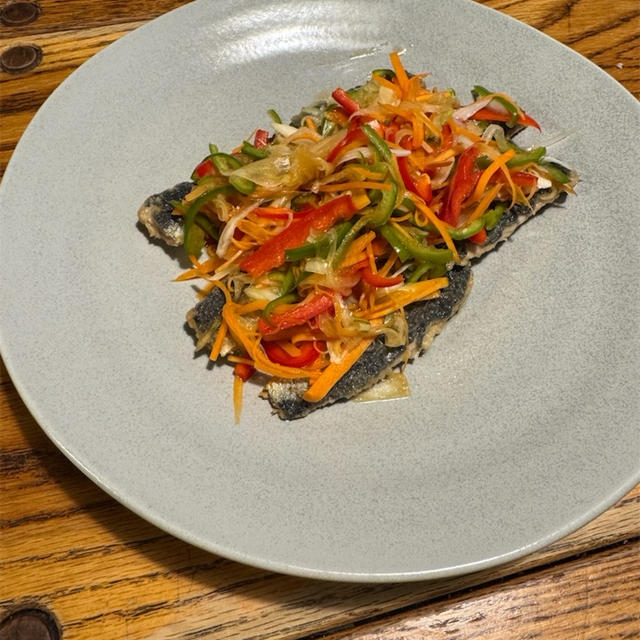 【鰯の南蛮漬け　彩の赤系野菜の量は控えめにを学ぶ😆】