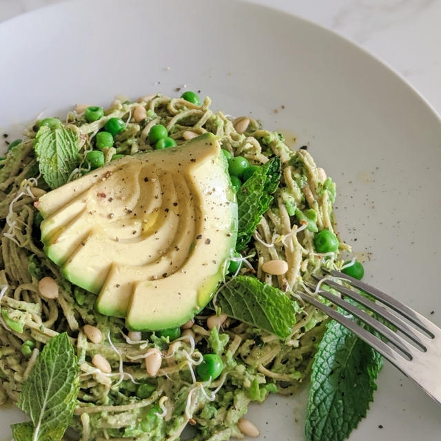 高たんぱく＆高繊維！しかもフープロで簡単！最強枝豆パスタのアボカド&グリンピースのペースト和え【プラントベース/グルテンフリー】