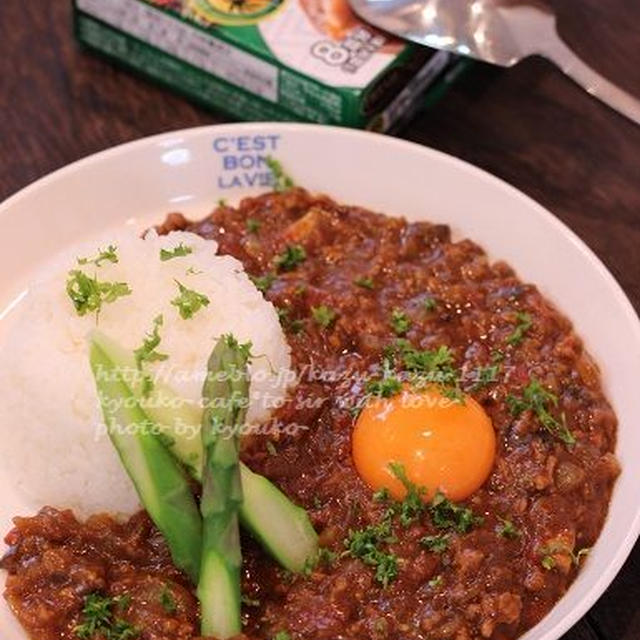 昼カフェ☆簡単・レンジＤＥキーマカレーランチ（レシピ）