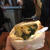 イスラエルのピタパンサンドでランチ