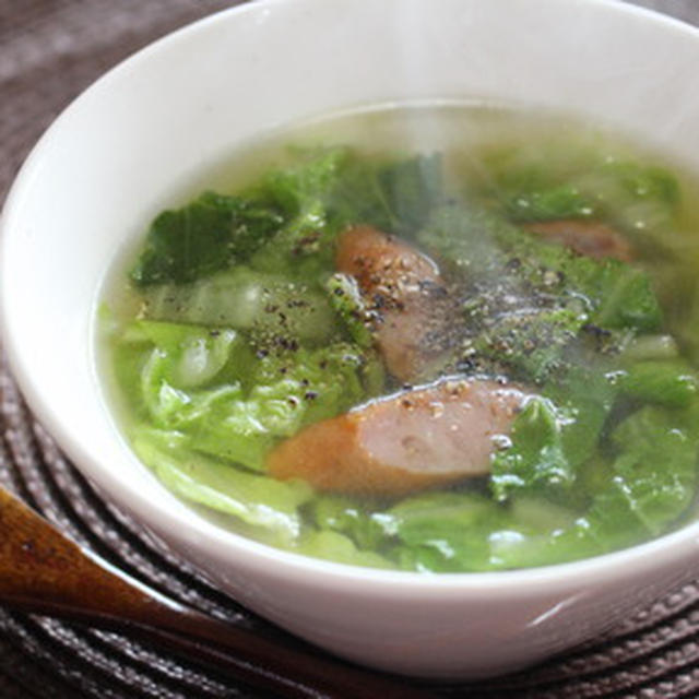 365日汁物レシピNo.27「白菜とウィンナーのスープ」