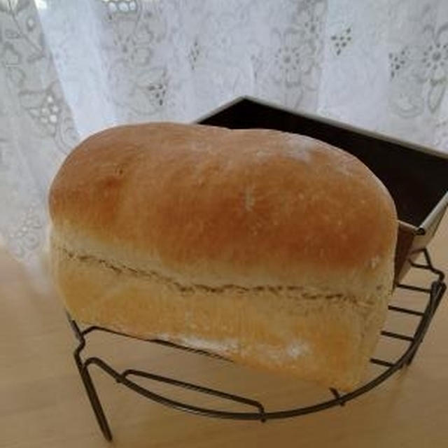 塩麴全粒粉豆乳ミニ食パン🎵