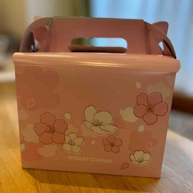桜の季節のドーナツ