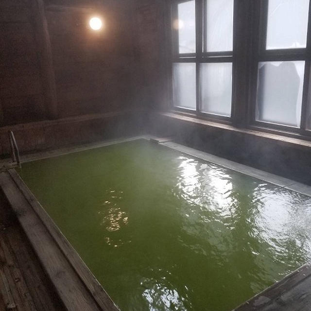 春の信州　白馬・小布施・志賀高原(＊) 　温泉　倉下の湯、熊ノ湯ホテル