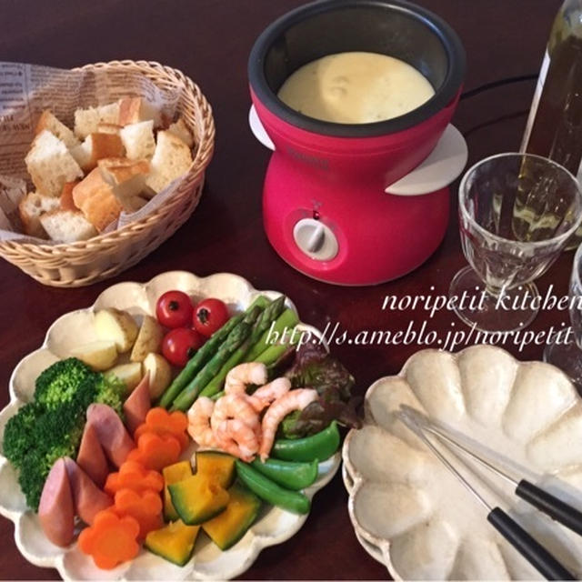 お知らせ♡とホットプレートでも簡単♪美味し〜いチーズフォンデュ♡