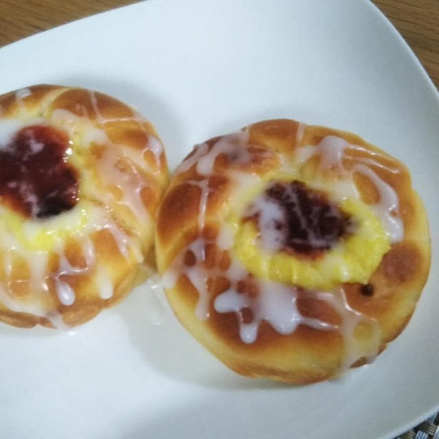 ４月レッスンレポ　イチゴのパン＆ロールキャベツ