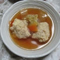 サルバチアの鶏団子スープ