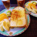 楽チン朝ごはんは自家製山食パンｄｅトースト♪