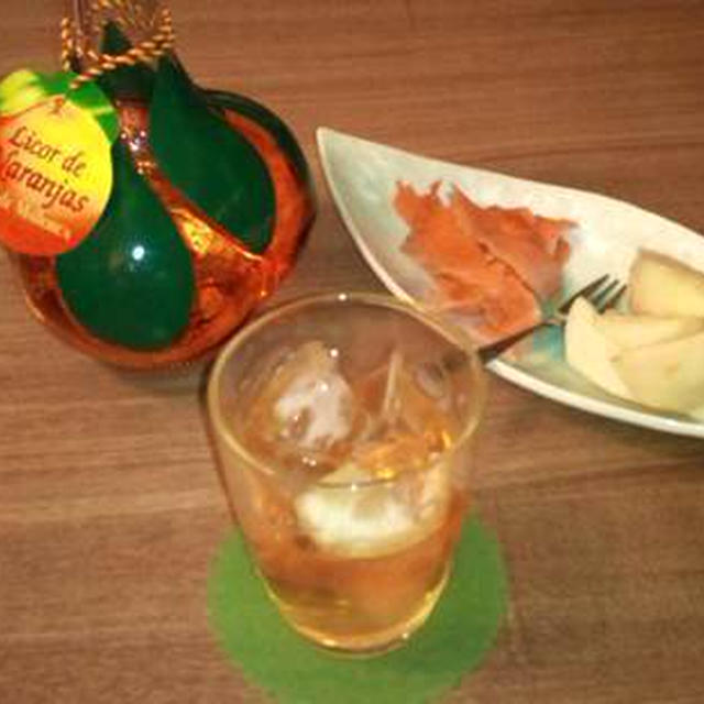 オレンジリキュールのロック Licor De Naranjas By Mayumiたんさん レシピブログ 料理ブログのレシピ満載