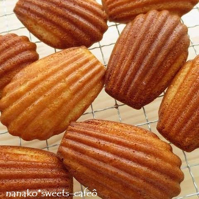 千代田シェル型でフィナンシェ