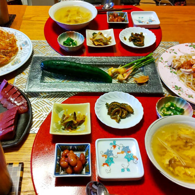 ダンナごはん！餃子、棒々鶏、お刺身と中華スープに小鉢４品で晩酌