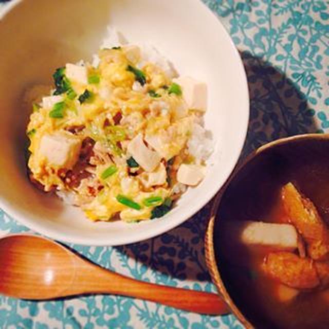 豆腐と鶏ひきで親子丼＊まろやかほっこり〜