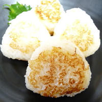 きょうのお昼はポン酢ジュレで焼きおにぎり