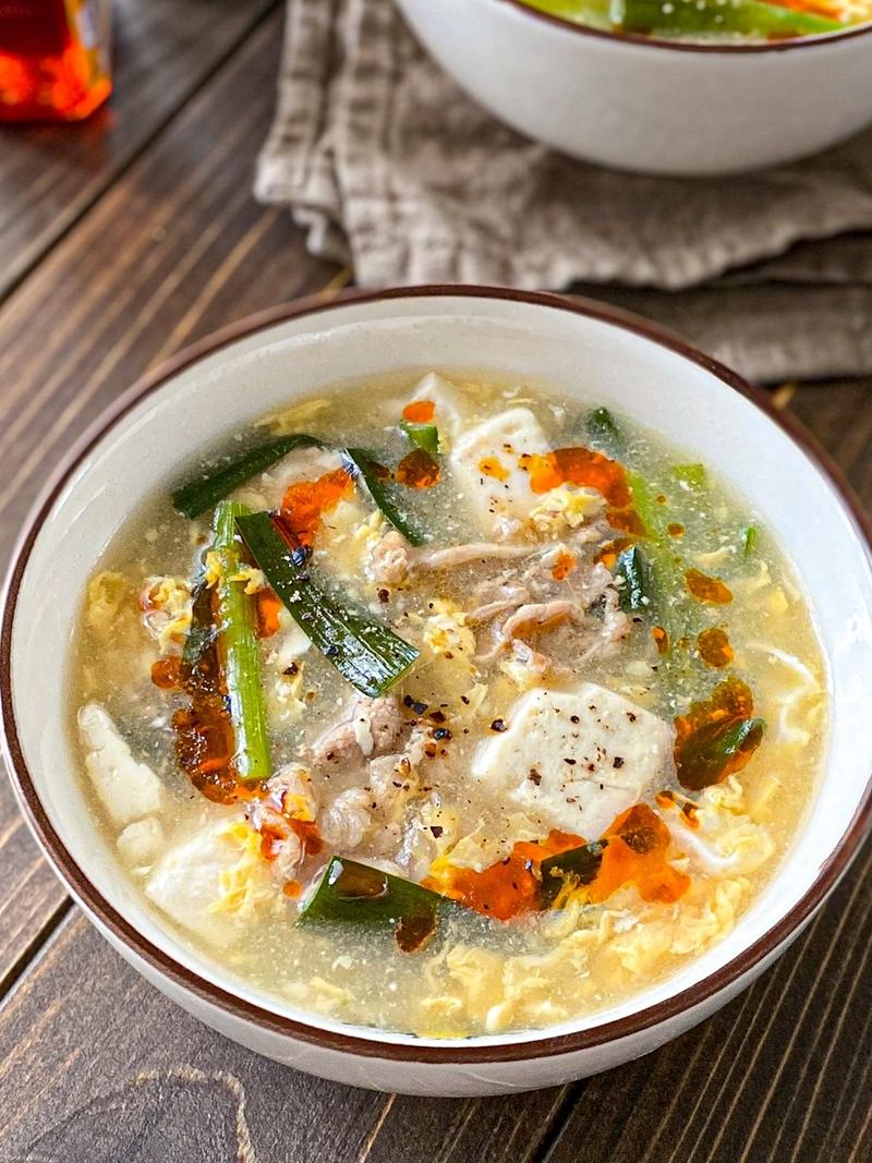 満腹酸っぱうまい!!豚こま肉の酸辣湯