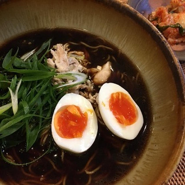 白濁スープでラーメン
