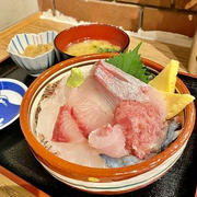 【有楽町】大都会の地下で長崎平戸直送の新鮮ネタ♪海鮮丼ランチ