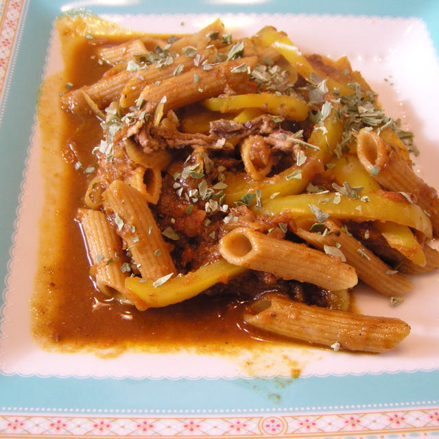パプリカとネギの簡単カレーペンネ