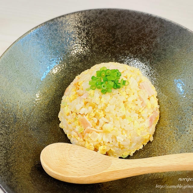 味付けひとつ！5分で完成‼︎ レンチン♪チャーハン