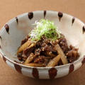 【11月の旬野菜レシピ】ご飯がすすむ定番料理♪ゴボウと牛肉の煮物
