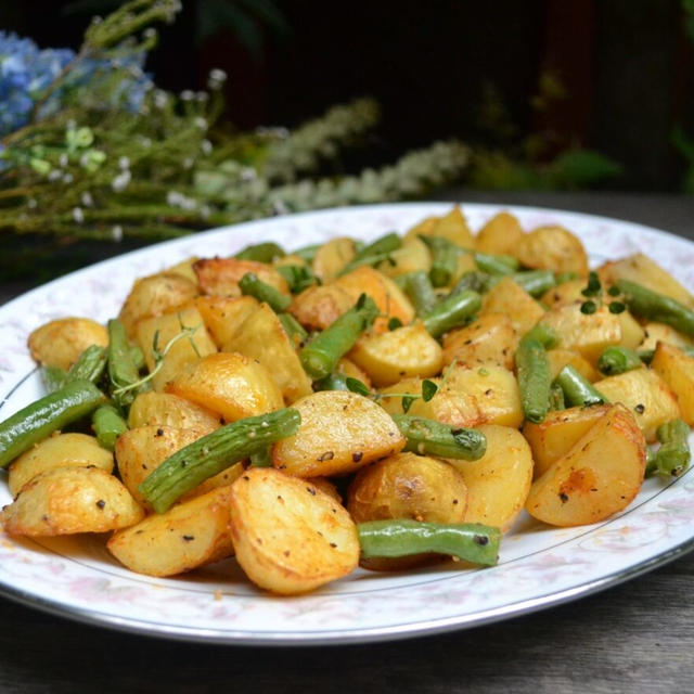 Roasted Potatoes and Green Beans じゃがいもといんげん豆のロースト